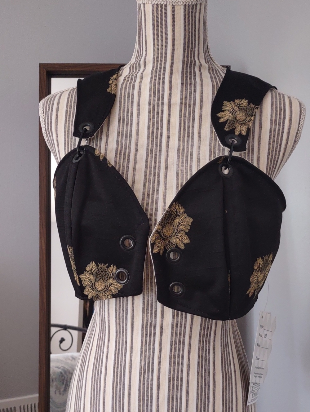 NWT Damsel In This Dress Cropped Courtier Corset Size 39